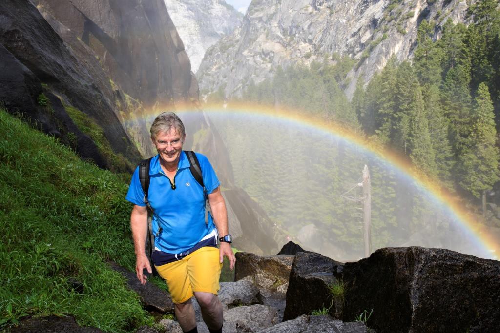 Vandring på Mist Trail, Yosemite, CA